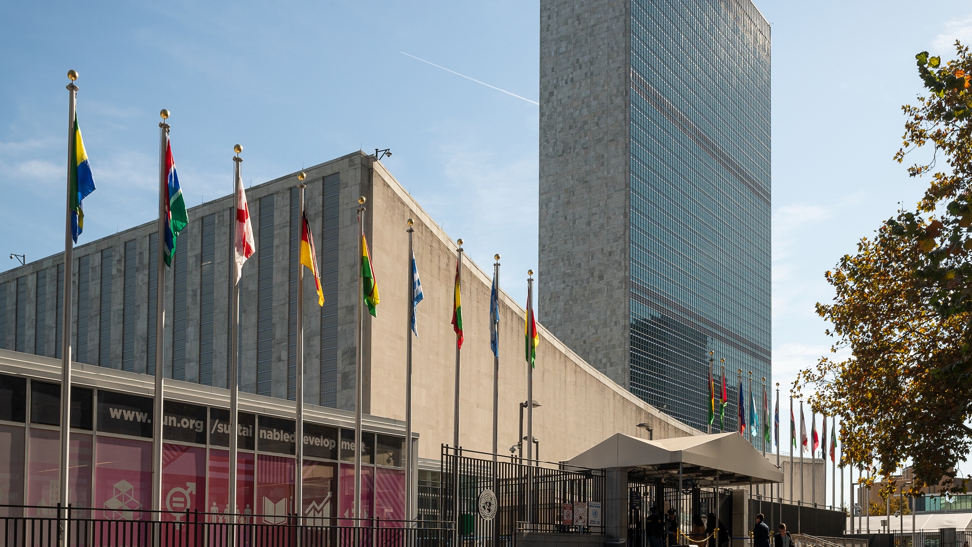 16_UN Building